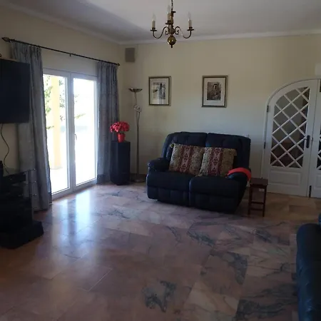 Spacious Lara Estoi With Heated Pool * Faro