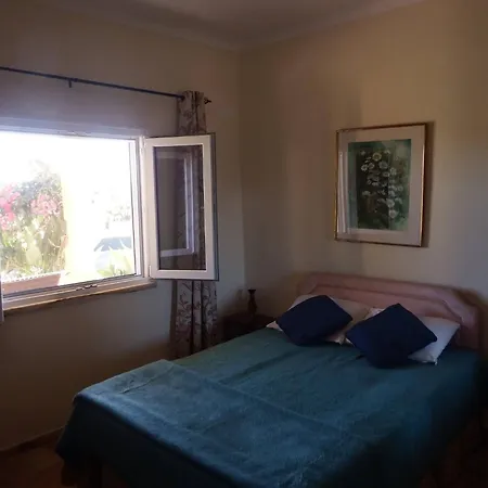 Spacious Lara Estoi With Heated Pool *