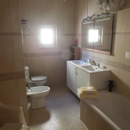 Spacious Lara Estoi With Heated Pool * Faro