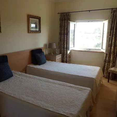 Vila Spacious Lara Estoi With Heated Pool Faro