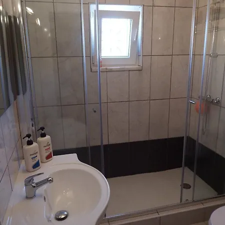 Spacious Lara Estoi With Heated Pool Faro