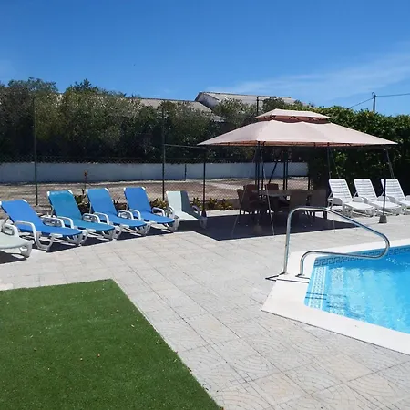 Villa Spacious Lara Estoi With Heated Pool *