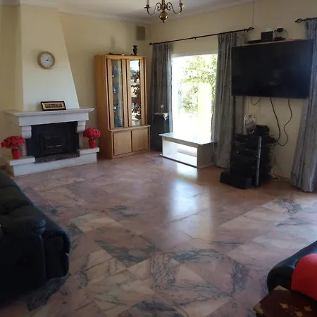 Spacious Lara Estoi With Heated Pool * Faro